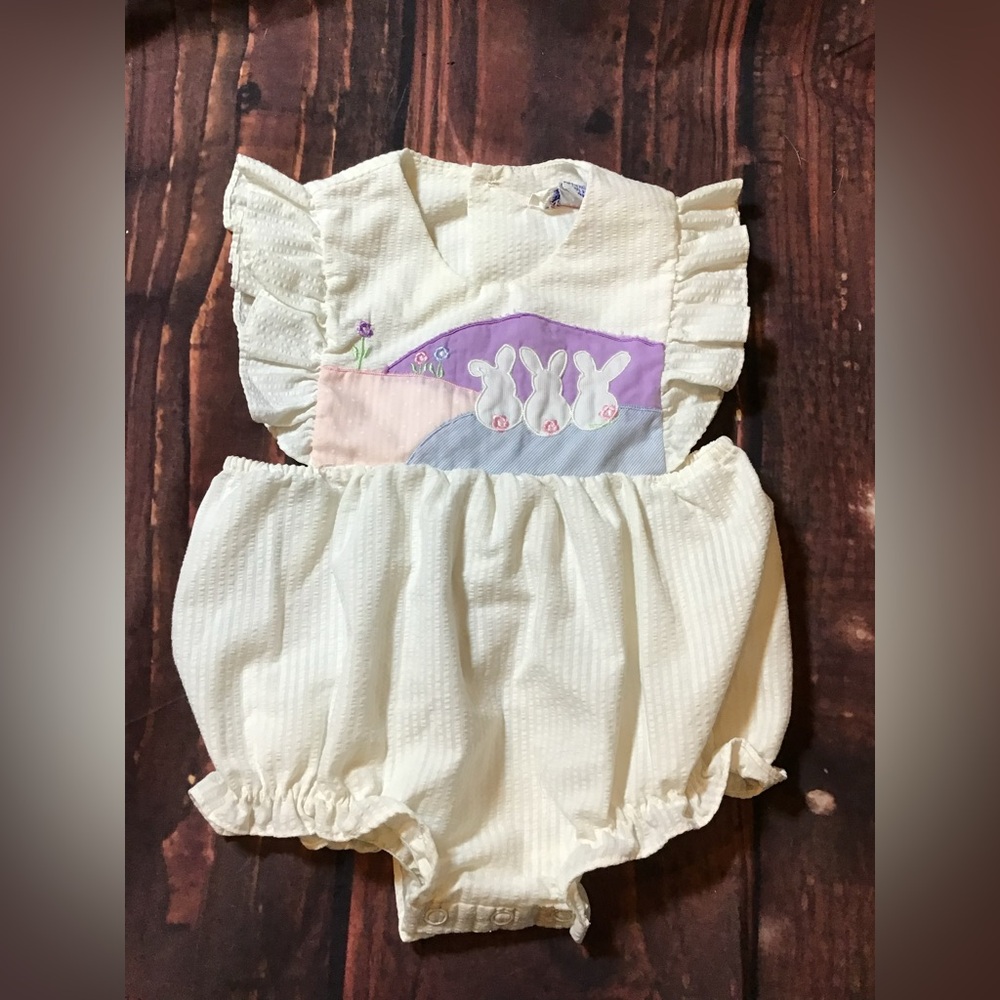 Vintage kids exchange baby Easter romper size 9 months -Preowned